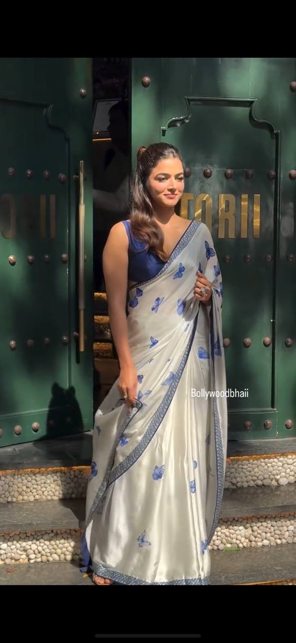 Women's Chic Snow White Georgette Saree with Vibrant Blue Butterfly Digital Print & Contrasting Border – Perfect for Casual Outings & Day Events